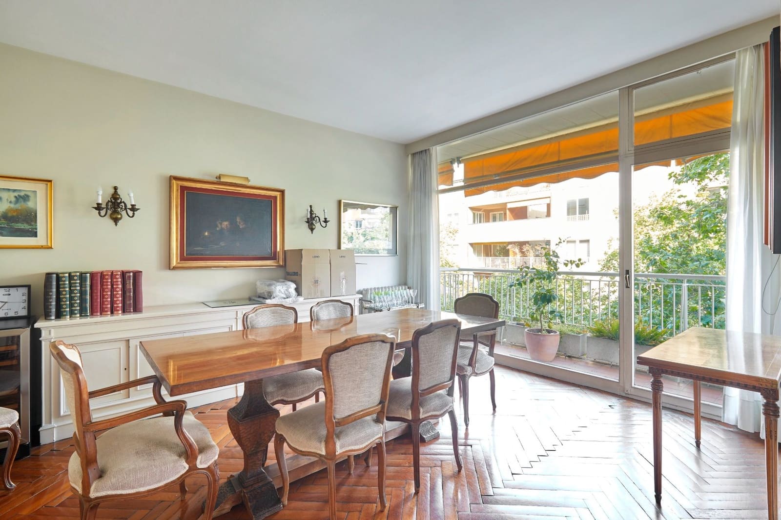 5 soveværelse Lejlighed til salg i Barcelona by med garage - € 1.350.000 (Ref: 9028527)