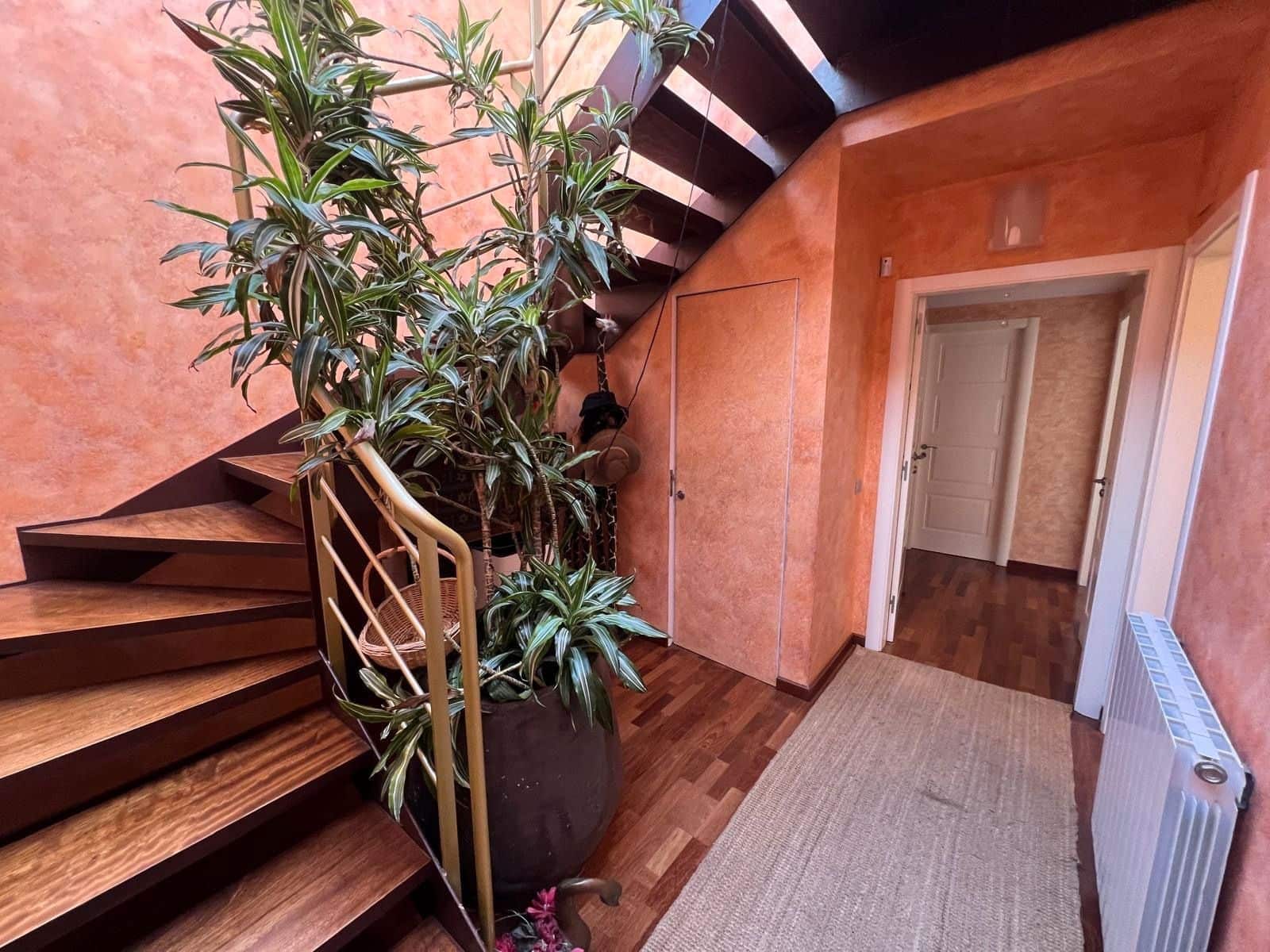 5 bedroom Villa for sale in Castelldefels - € 1,390,000 (Ref: 9028530)