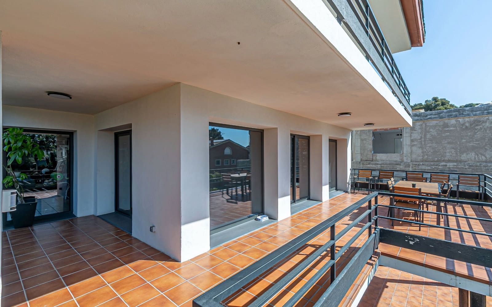 7 soveværelse Villa til salg i Castelldefels med swimmingpool garage - € 1.090.000 (Ref: 9028531)