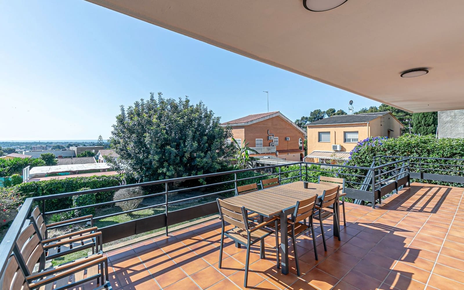 7 soveværelse Villa til salg i Castelldefels med swimmingpool garage - € 1.090.000 (Ref: 9028531)
