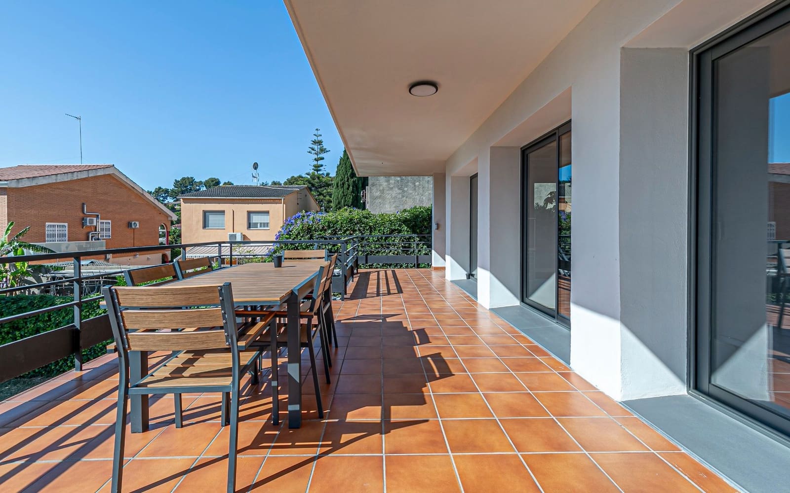 7 soveværelse Villa til salg i Castelldefels med swimmingpool garage - € 1.090.000 (Ref: 9028531)