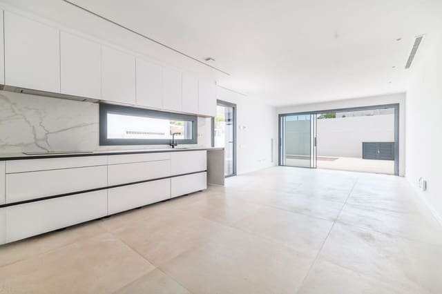 3 quarto Moradia Geminada para venda em Castelldefels com piscina garagem - 1 150 000 € (Ref: 9035708)