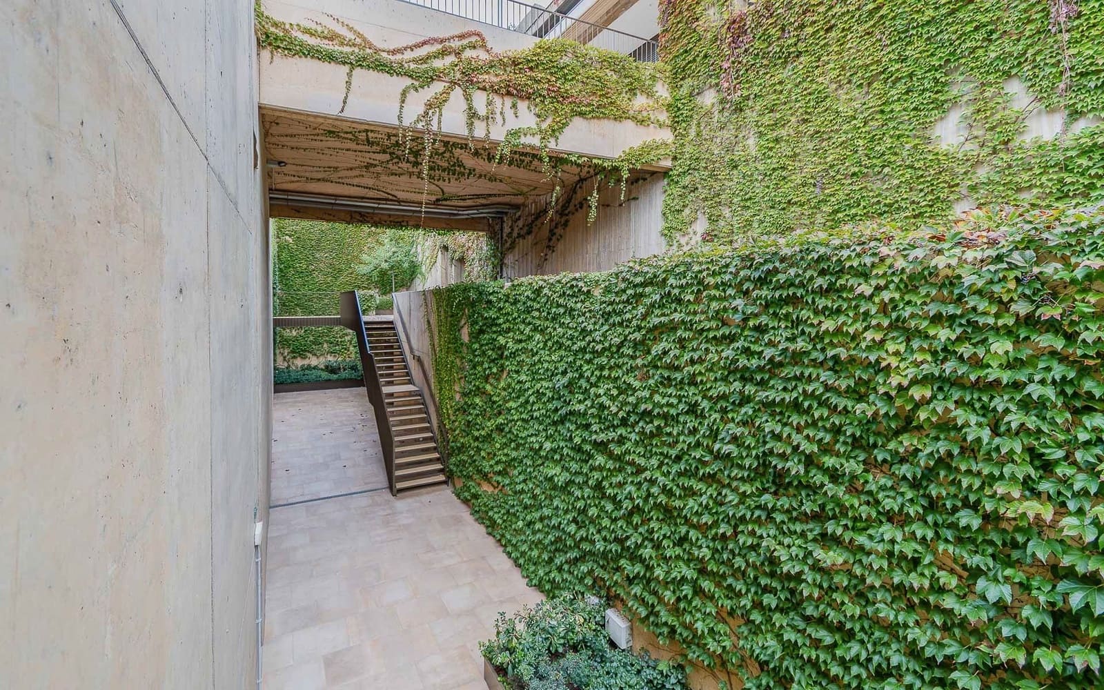 3 soveværelse Lejlighed til leje i Begur med swimmingpool garage - € 4.000 (Ref: 9051675)