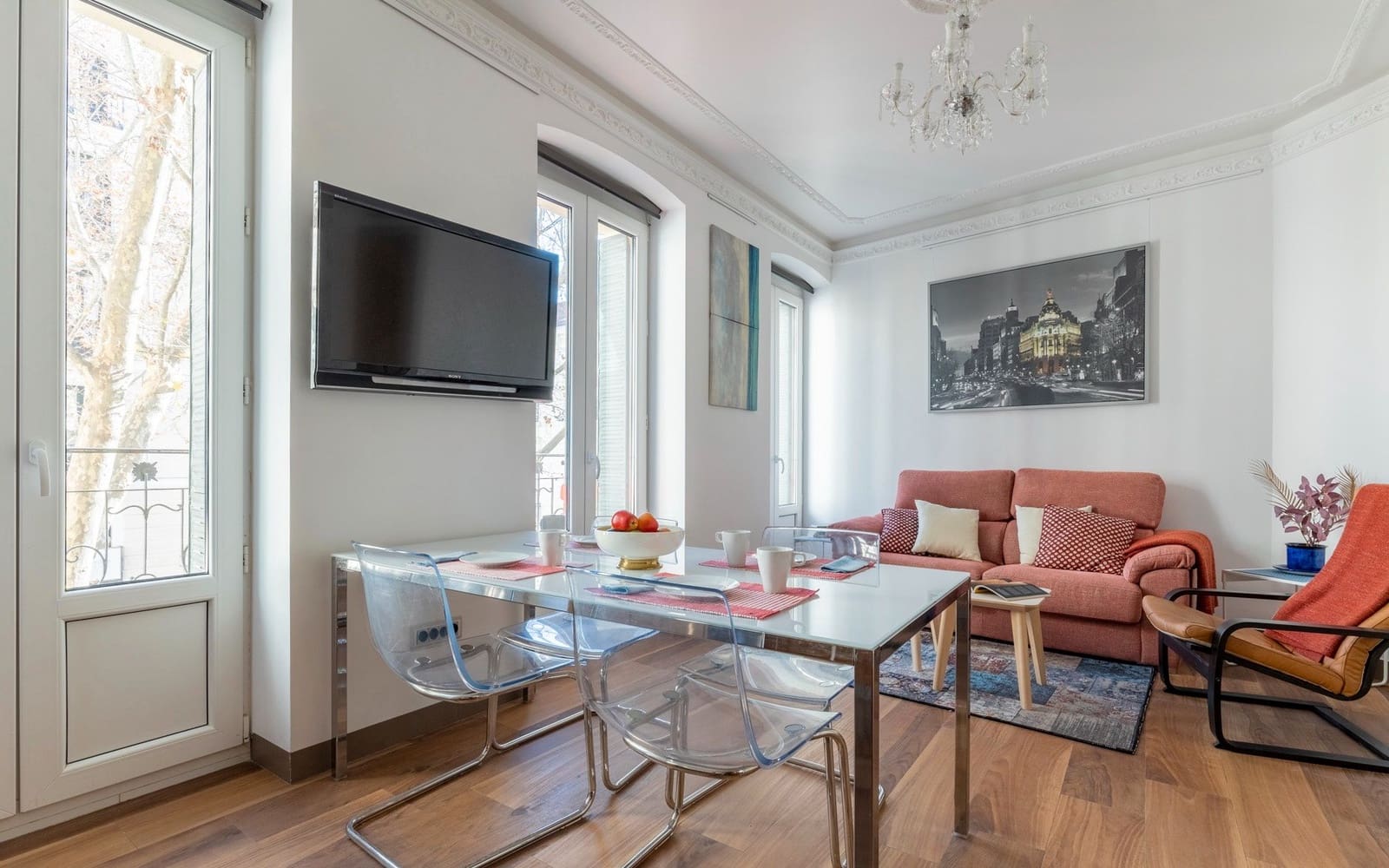 2 sovrum Lägenhet att hyra i Madrid stad - 2 400 € (Ref: 9051678)