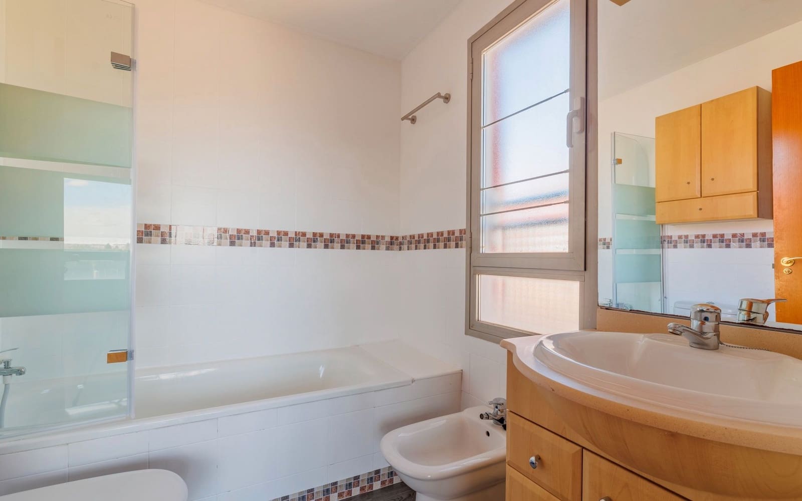 2 quarto Apartamento para venda em Madrid cidade com garagem - 649 000 € (Ref: 9058642)