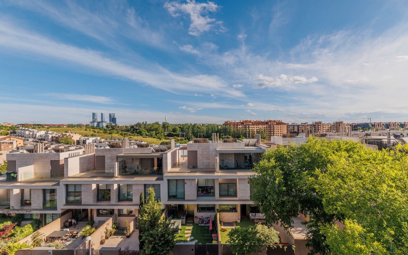 2 quarto Apartamento para venda em Madrid cidade com garagem - 649 000 € (Ref: 9058642)