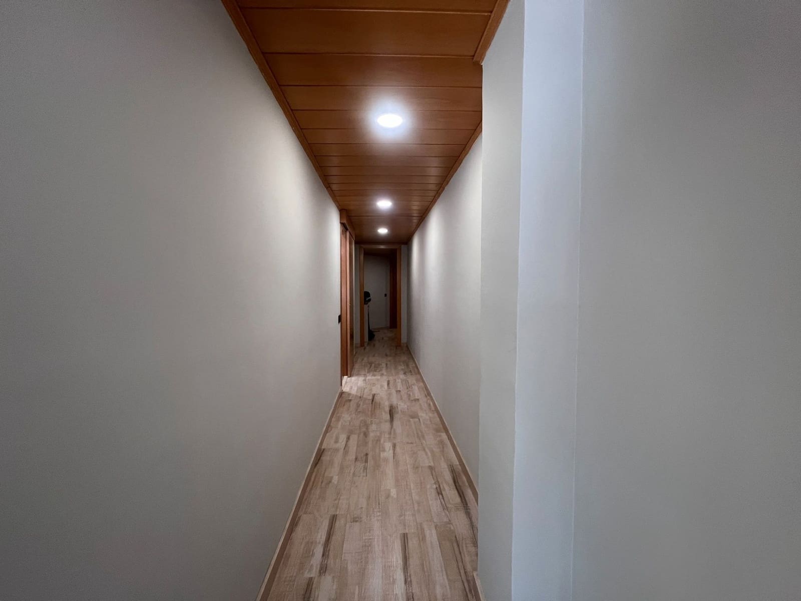 3 quarto Apartamento para arrendar em Barcelona cidade com garagem - 1 600 € (Ref: 9058643)