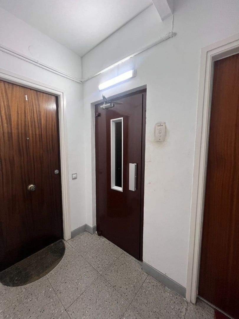 3 quarto Apartamento para arrendar em Barcelona cidade com garagem - 1 600 € (Ref: 9058643)