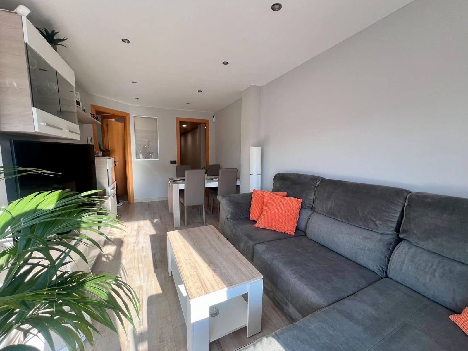 3 quarto Apartamento para arrendar em Barcelona cidade com garagem - 1 600 € (Ref: 9058643)