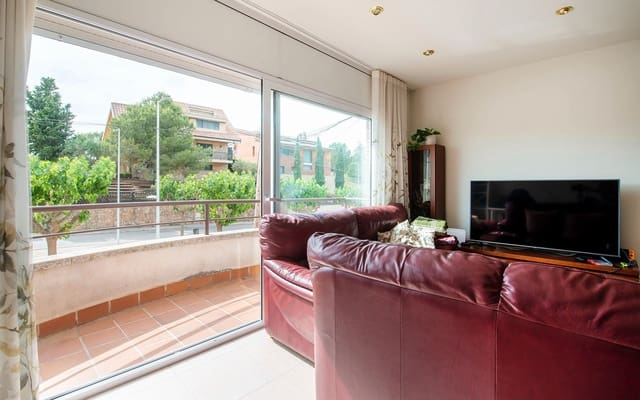 4 soverom Hus til salgs i Santpedor med garasje - € 328 000 (Ref: 9061415)