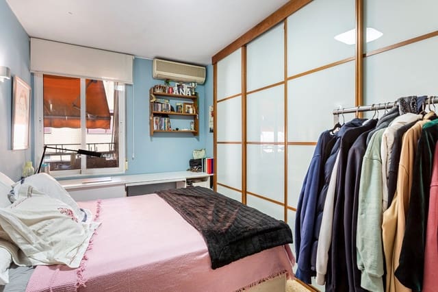 4 bedroom Flat for sale in Sant Francesc, Valencia city with garage - € 730,000 (Ref: 9061552)