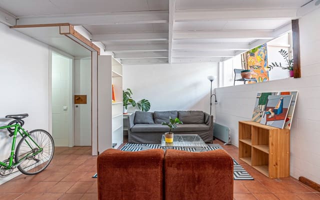 1 makuuhuone Kattohuoneisto myytävänä paikassa El Raval, Barcelona kaupunki - 240 000 € (Ref: 9077102)