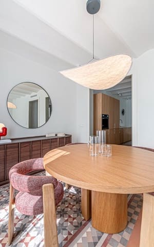 3 slaapkamer Flat te koop in El Barri Gòtic, Barcelona stad - € 1.190.000 (Ref: 9084239)