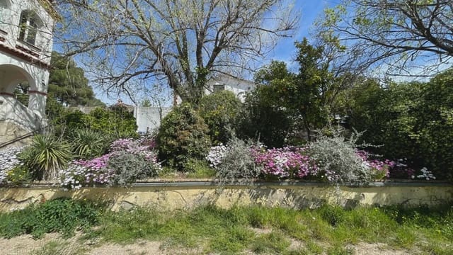 Finca/Casa Rural de 7 habitaciones en Cerdanyola del Vallès en venta con garaje - 660.000 € (Ref: 9101404)