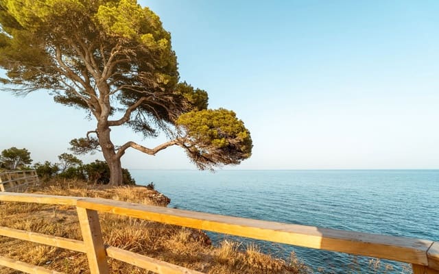 2 soverom Leilighet til salgs i Miami Playa / Miami Platja, Mont-roig del Camp med garasje - € 170 000 (Ref: 9103936)