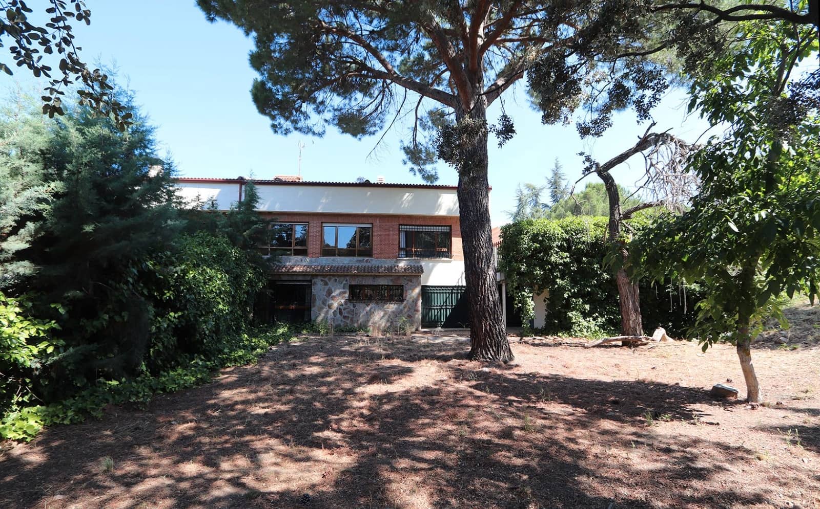 5 slaapkamer Villa te koop in Hoyo de Manzanares met zwembad - € 475.000 (Ref: 9115565)