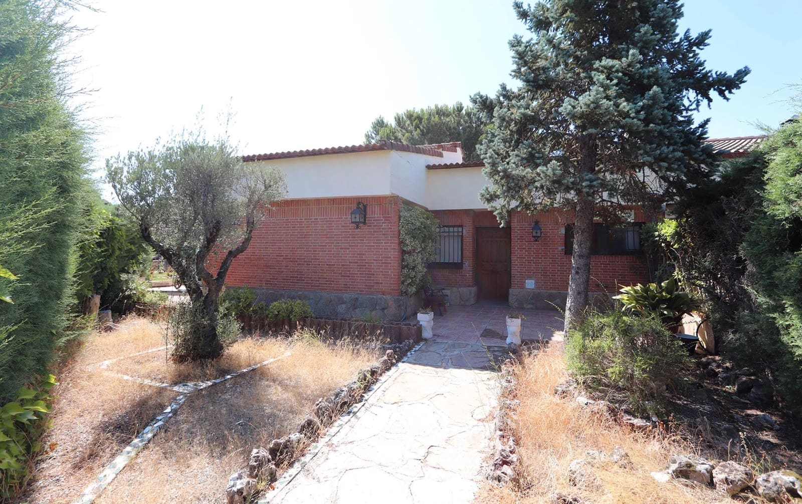 5 slaapkamer Villa te koop in Hoyo de Manzanares met zwembad - € 475.000 (Ref: 9115565)