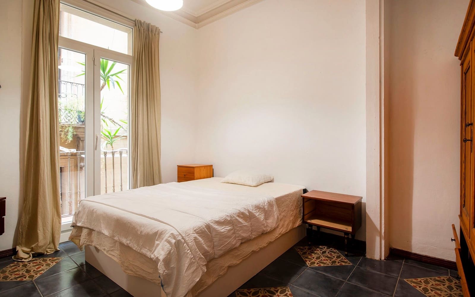 3 soveværelse Lejlighed til salg i Barcelona by - € 395.000 (Ref: 9118371)