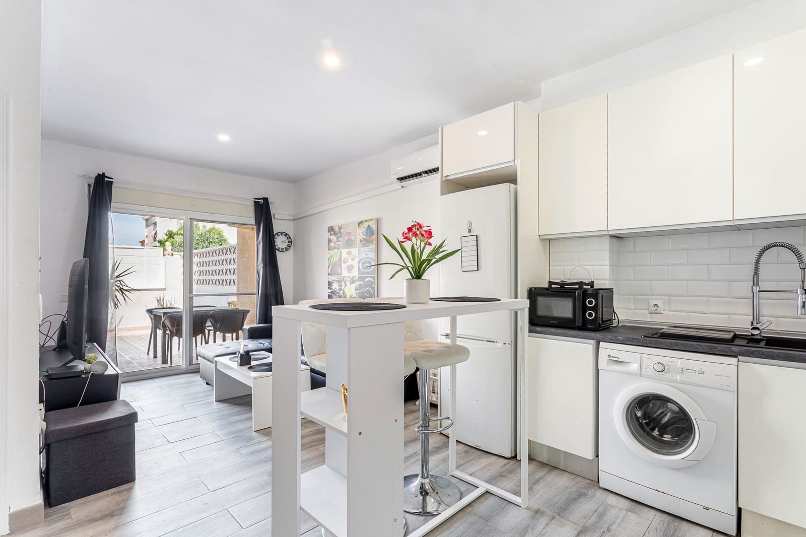 1 soveværelse Lejlighed til salg i Canet d'En Berenguer - € 155.000 (Ref: 9123590)