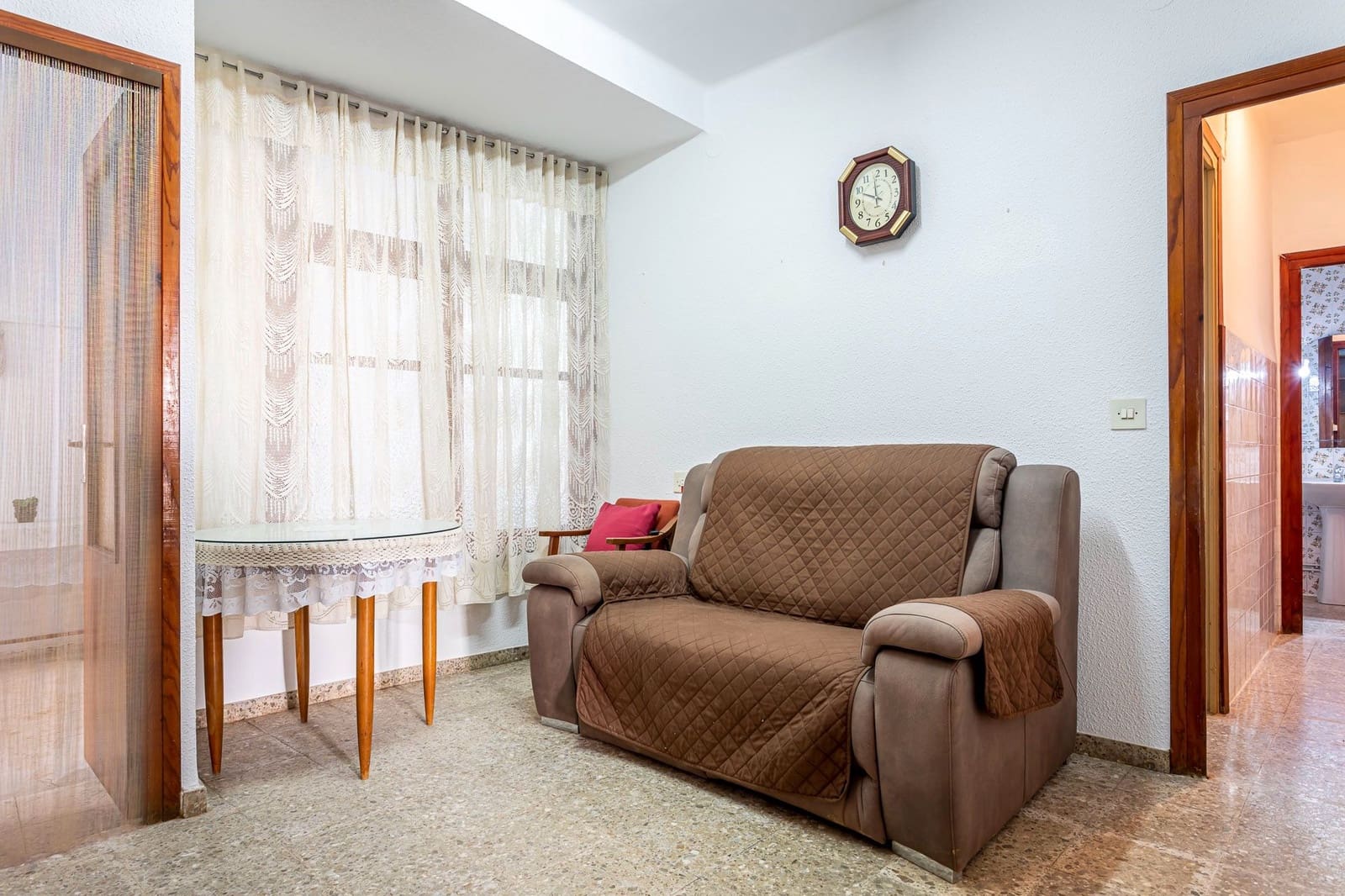 3 soverom Hus til salgs i Chiva med garasje - € 139 700 (Ref: 9126265)