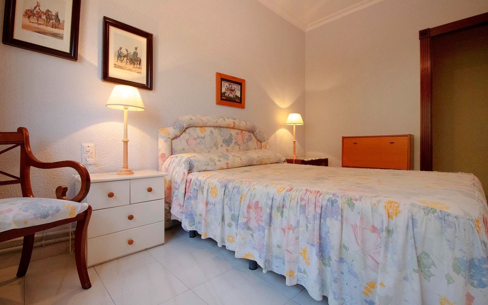 4 soveværelse Villa til salg i Albacete by med swimmingpool garage - € 425.000 (Ref: 9129284)