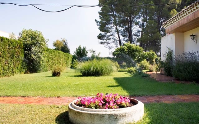 4 slaapkamer Villa te koop in Pedanías, Albacete stad met zwembad garage - € 425.000 (Ref: 9129284)