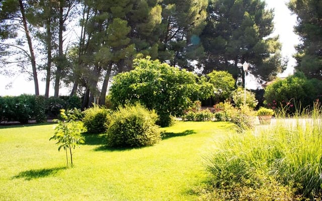 4 slaapkamer Villa te koop in Pedanías, Albacete stad met zwembad garage - € 425.000 (Ref: 9129284)