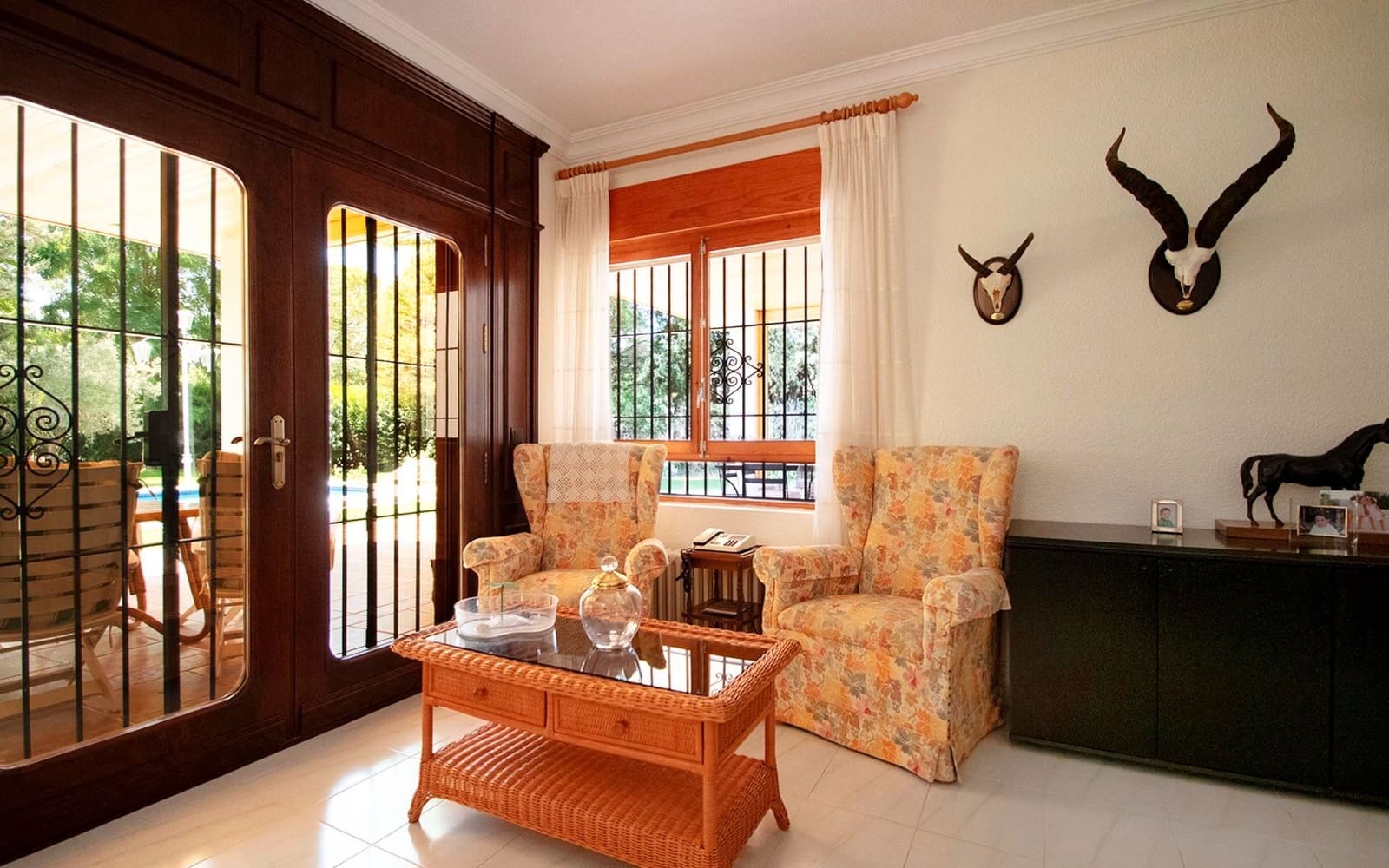 4 soveværelse Villa til salg i Albacete by med swimmingpool garage - € 425.000 (Ref: 9129284)