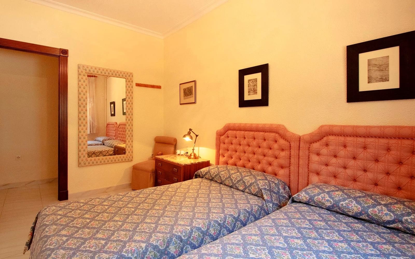 4 soveværelse Villa til salg i Albacete by med swimmingpool garage - € 425.000 (Ref: 9129284)