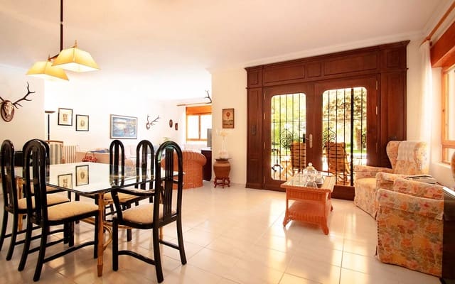 4 soverom Villa til salgs i Pedanías, Albacete by med svømmebasseng garasje - € 415 000 (Ref: 9129284)
