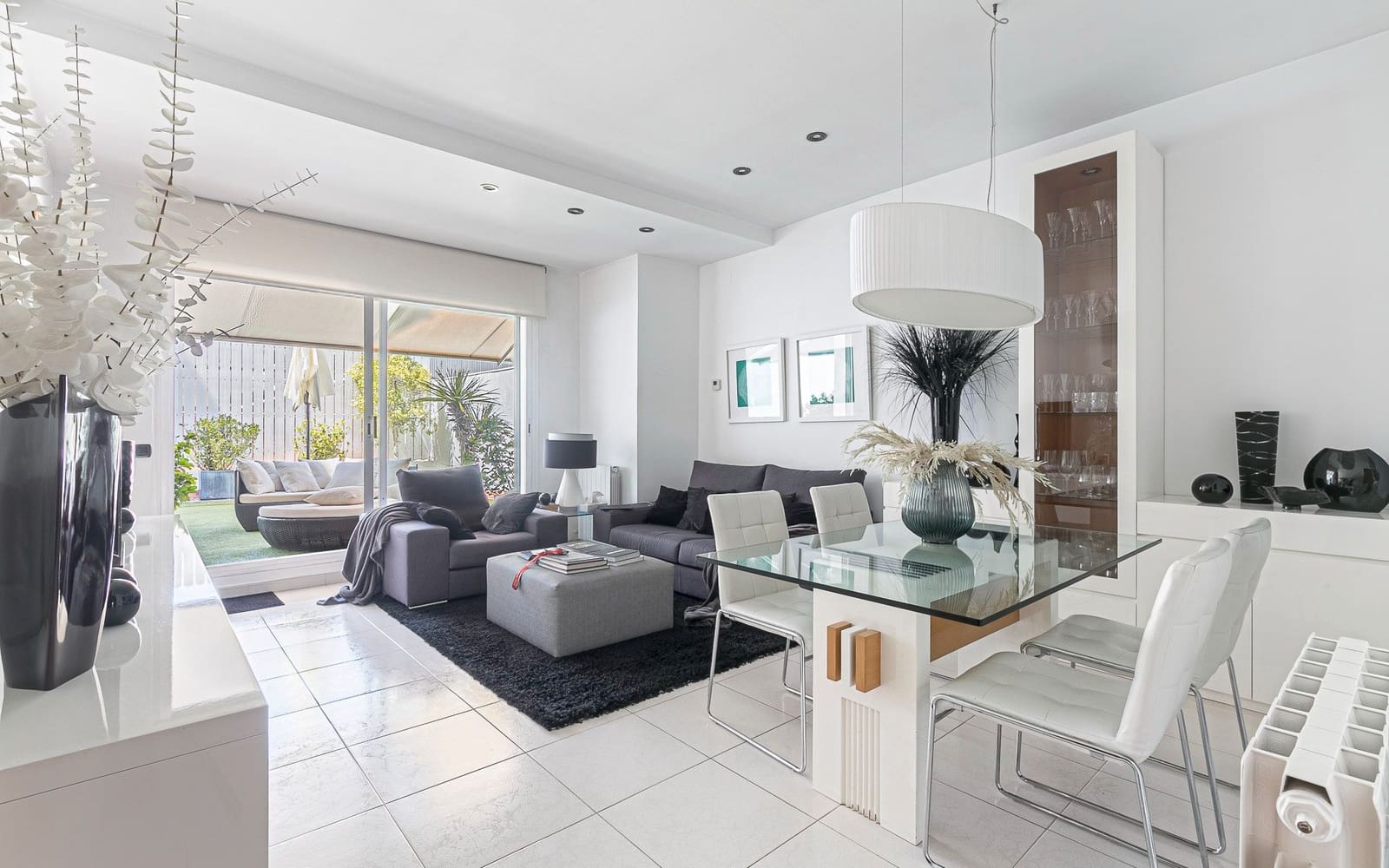 2 bedroom Flat for sale in Vilafranca del Penedes - € 278,000 (Ref: 9137626)