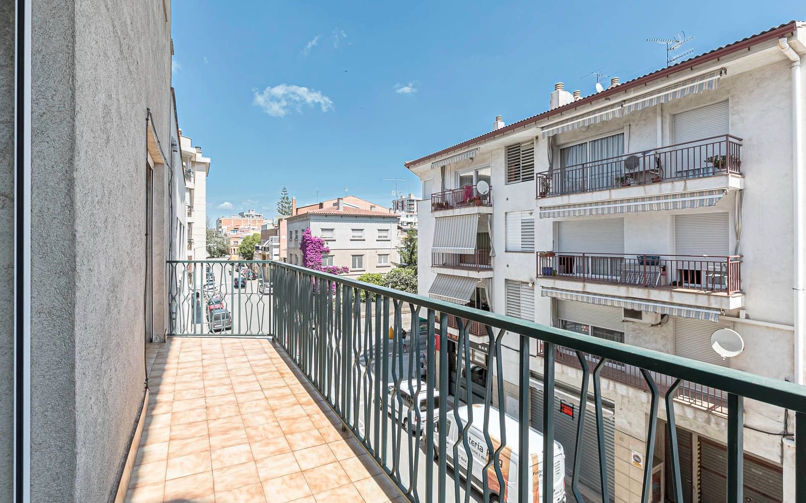 2 bedroom Flat for sale in Vilafranca del Penedes - € 278,000 (Ref: 9137626)