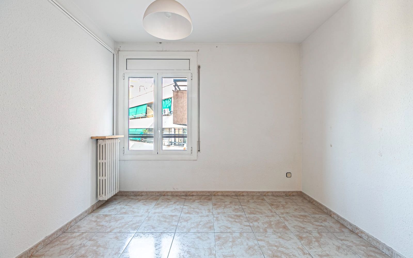 5 soveværelse Lejlighed til salg i Manresa - € 349.500 (Ref: 9138311)