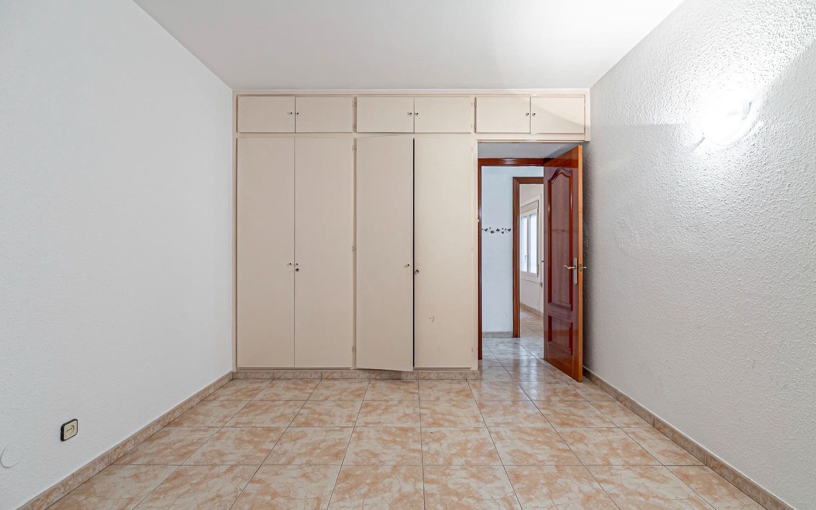 5 soveværelse Lejlighed til salg i Manresa - € 349.500 (Ref: 9138311)