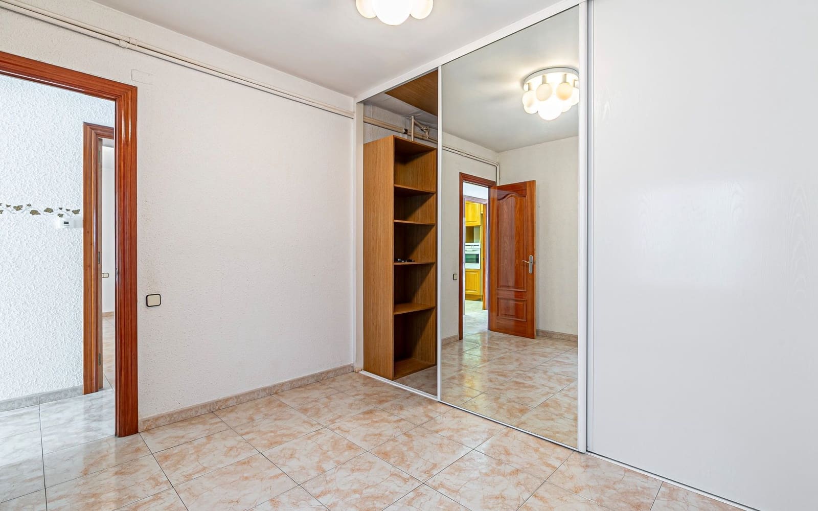 5 soveværelse Lejlighed til salg i Manresa - € 349.500 (Ref: 9138311)