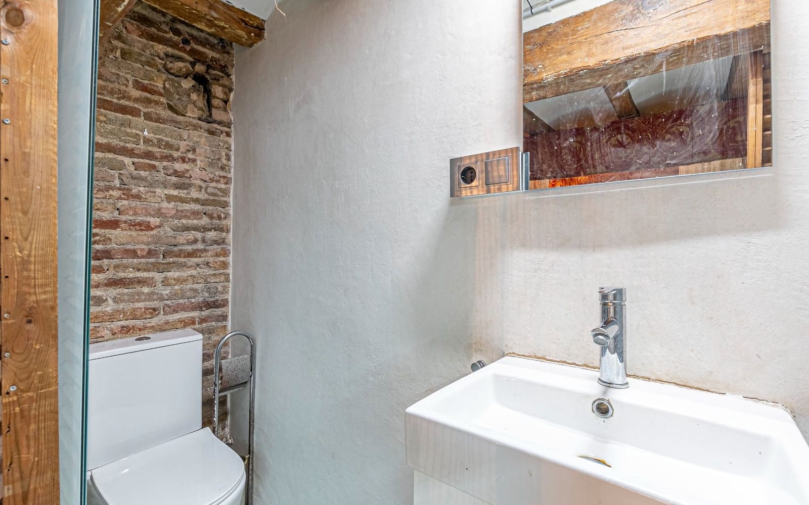 4 bedroom Apartment for sale in Barcelona city - € 798,000 (Ref: 9138501)