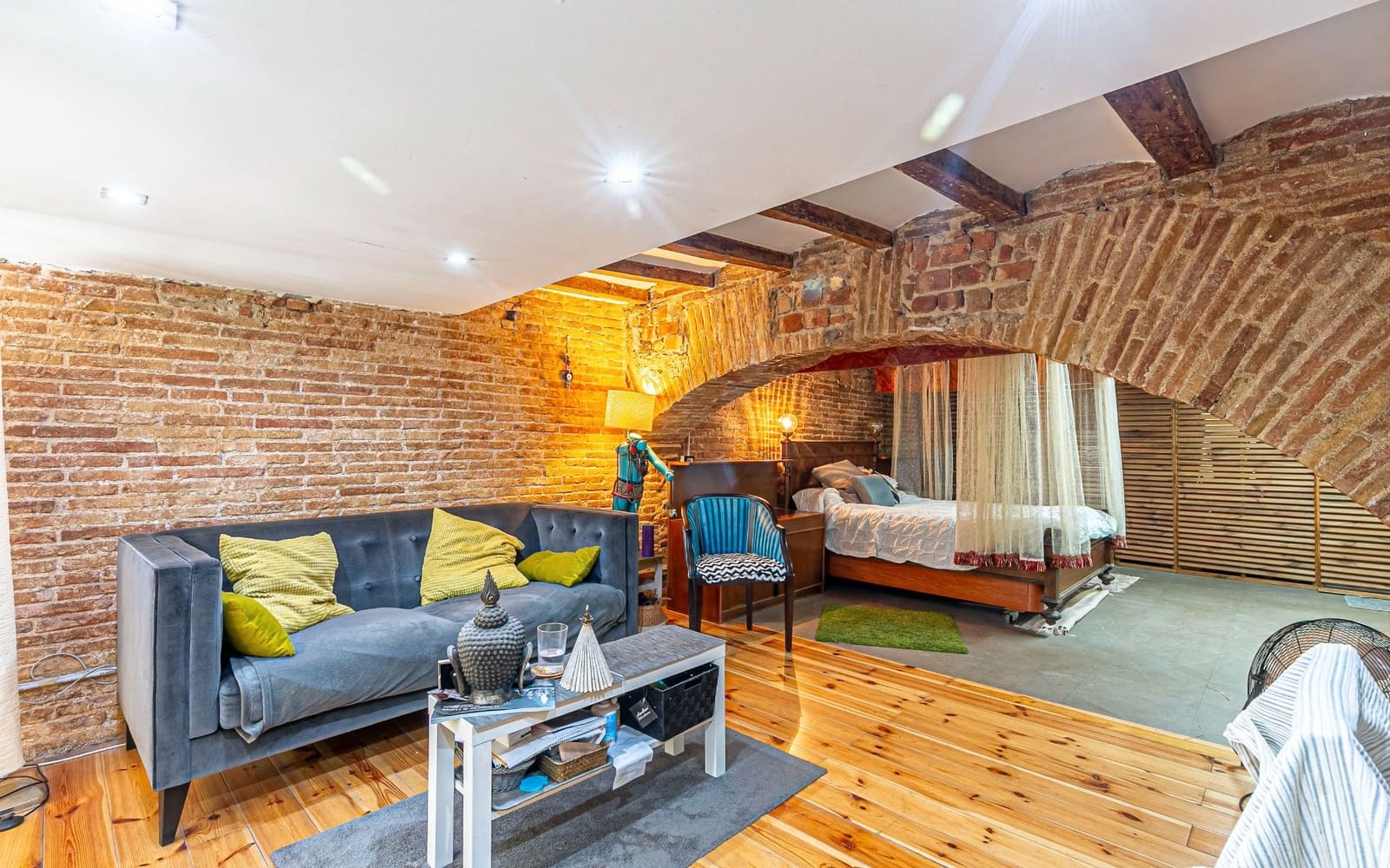 4 bedroom Apartment for sale in Barcelona city - € 798,000 (Ref: 9138501)