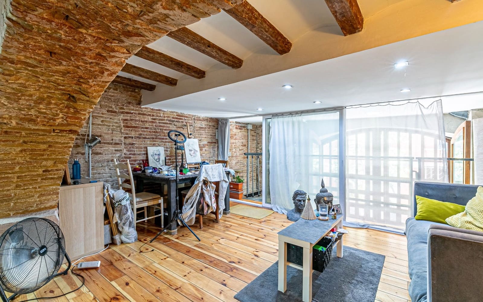4 bedroom Apartment for sale in Barcelona city - € 798,000 (Ref: 9138501)