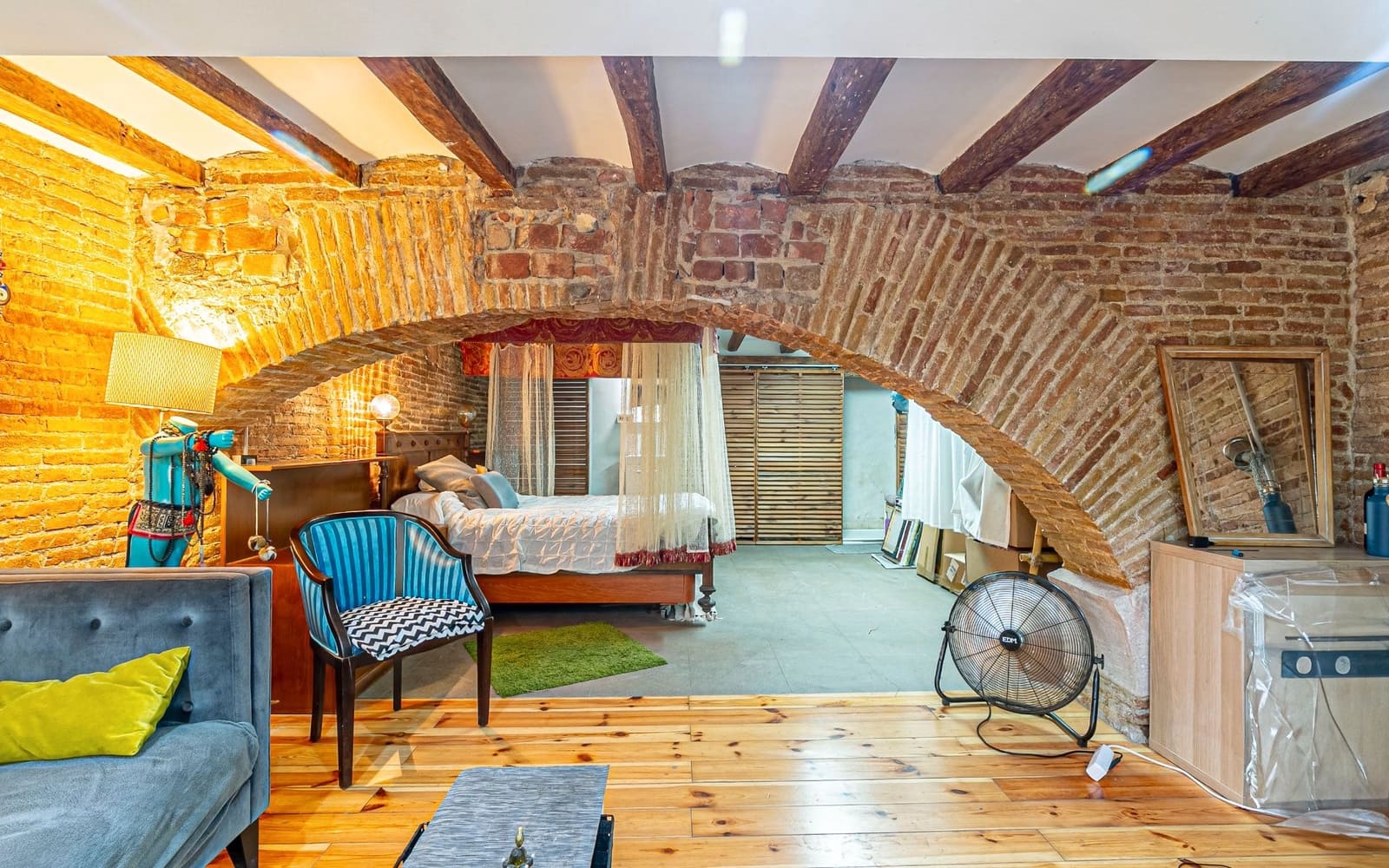 4 bedroom Apartment for sale in Barcelona city - € 798,000 (Ref: 9138501)