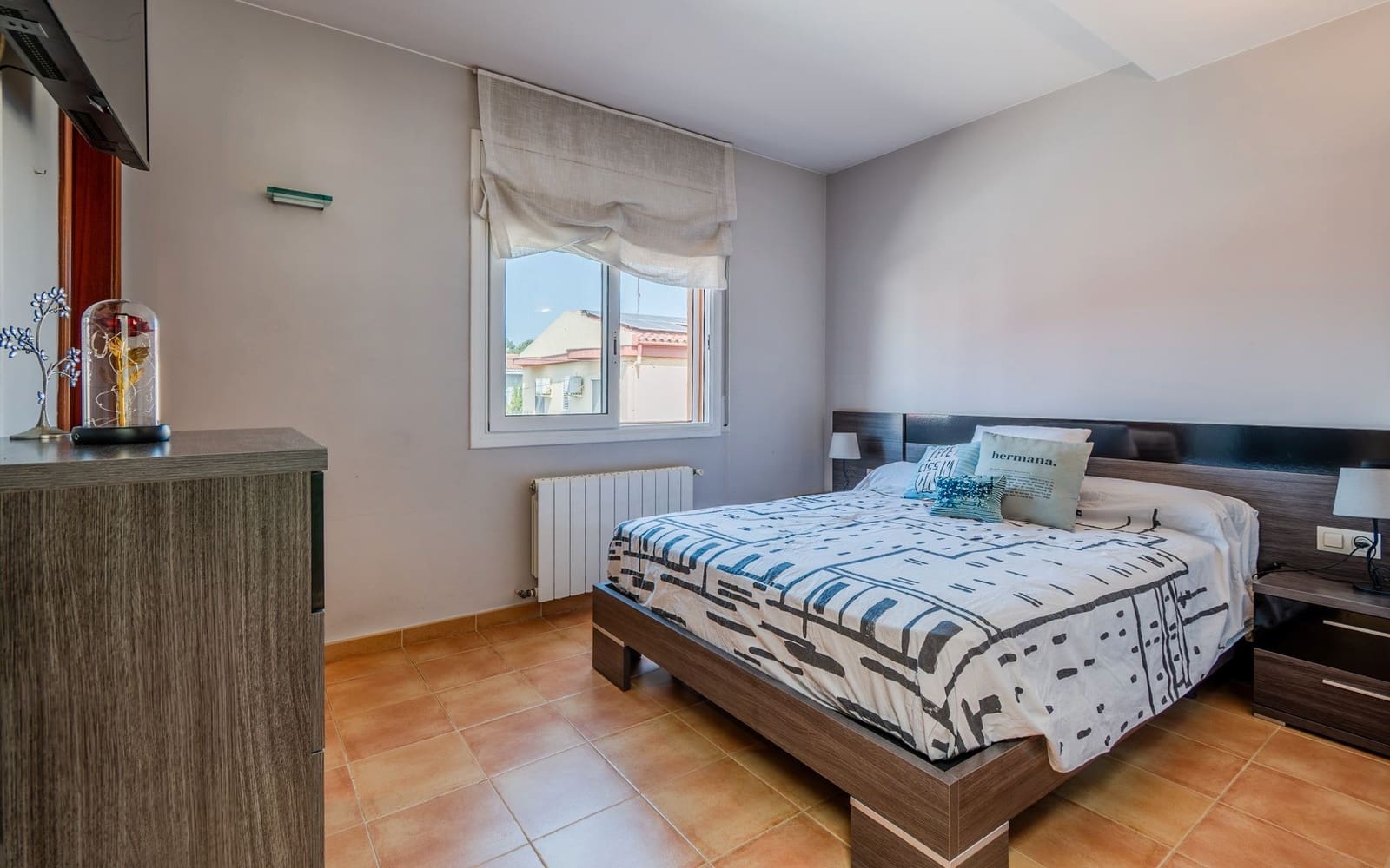 4 soveværelse Byhus til salg i Cruilles Monells i Sant Sadurni de I'Heura med garage - € 330.000 (Ref: 9138502)