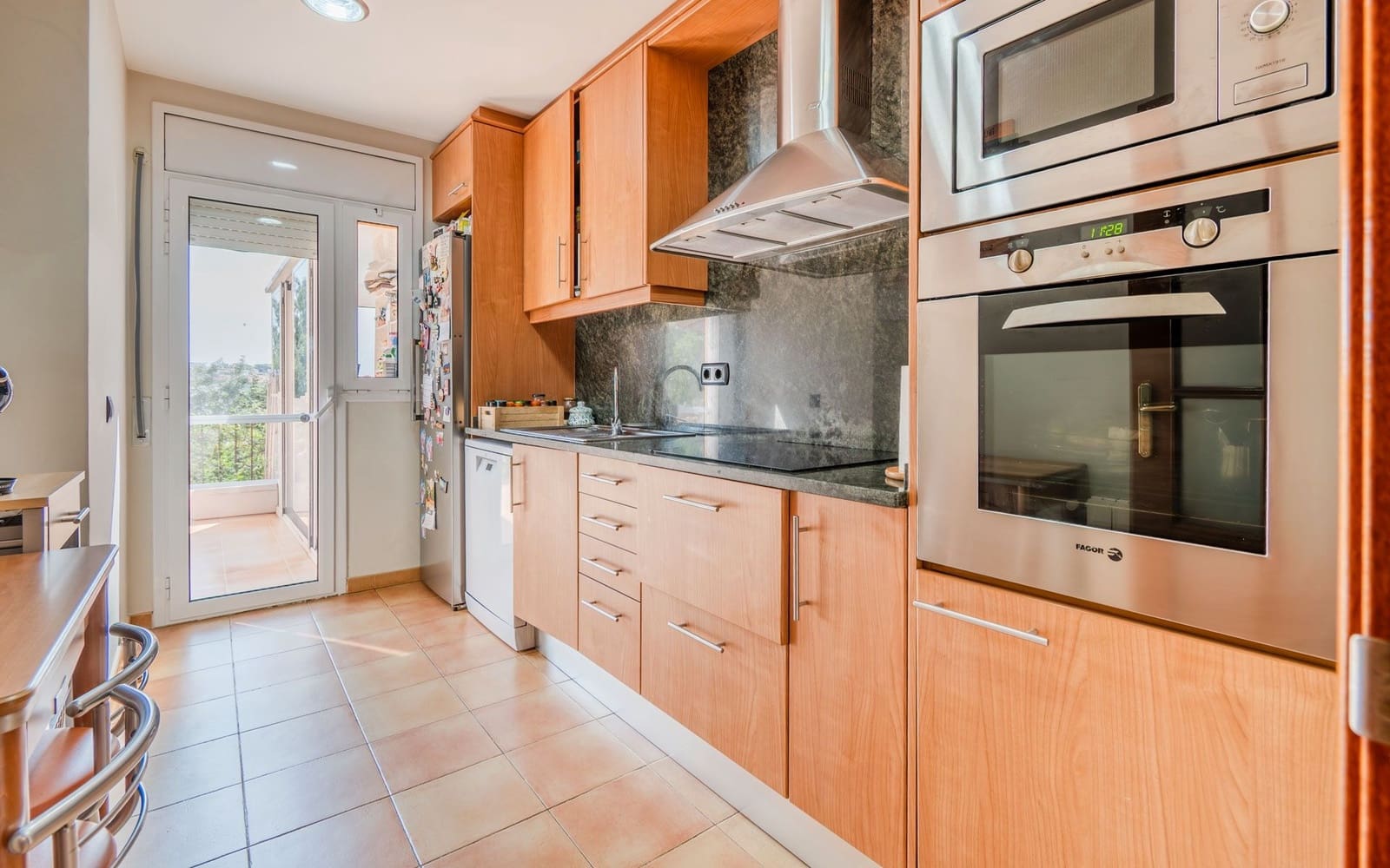 4 soveværelse Byhus til salg i Cruilles Monells i Sant Sadurni de I'Heura med garage - € 330.000 (Ref: 9138502)