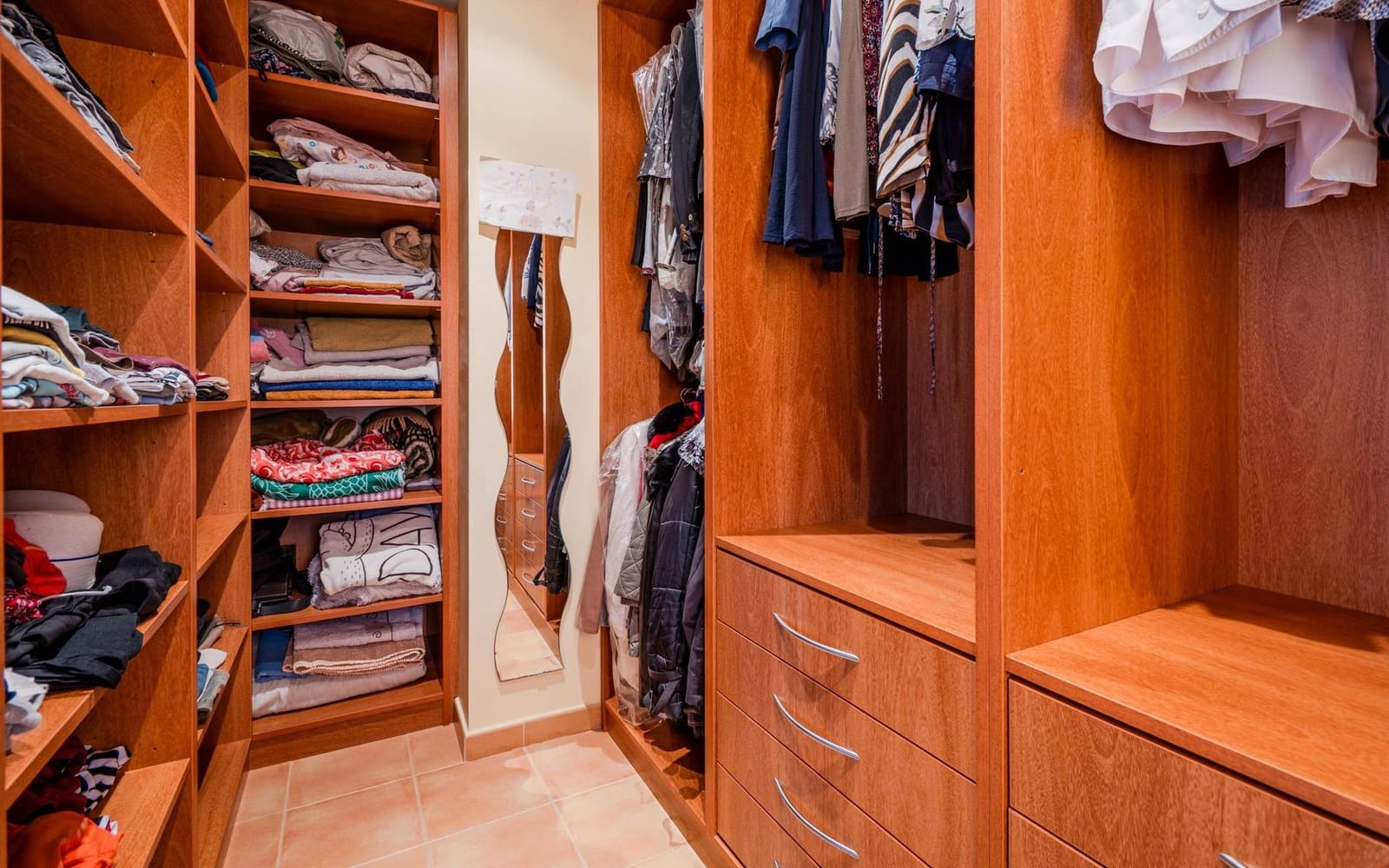 4 soveværelse Byhus til salg i Cruilles Monells i Sant Sadurni de I'Heura med garage - € 330.000 (Ref: 9138502)