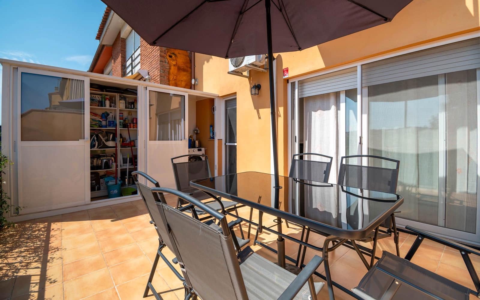 4 soveværelse Byhus til salg i Cruilles Monells i Sant Sadurni de I'Heura med garage - € 330.000 (Ref: 9138502)