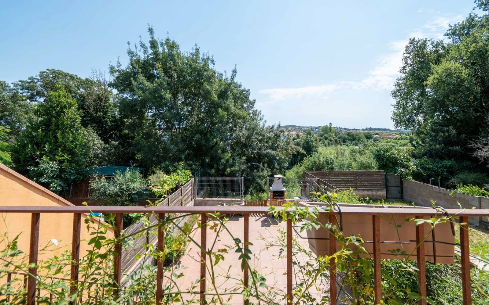 4 soveværelse Byhus til salg i Cruilles Monells i Sant Sadurni de I'Heura med garage - € 330.000 (Ref: 9138502)