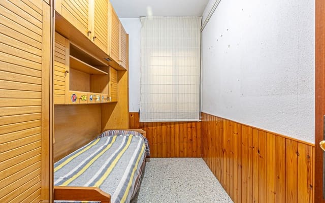 4 soverom Leilighet til salgs i El Camp d'en Grassot i Gràcia Nova, Barcelona by med garasje - € 349 000 (Ref: 9164211)