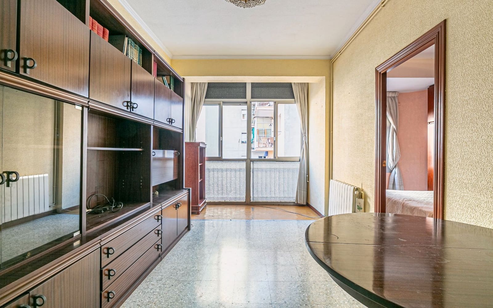 4 soverom Leilighet til salgs i Barcelona by med garasje - € 349 000 (Ref: 9164211)