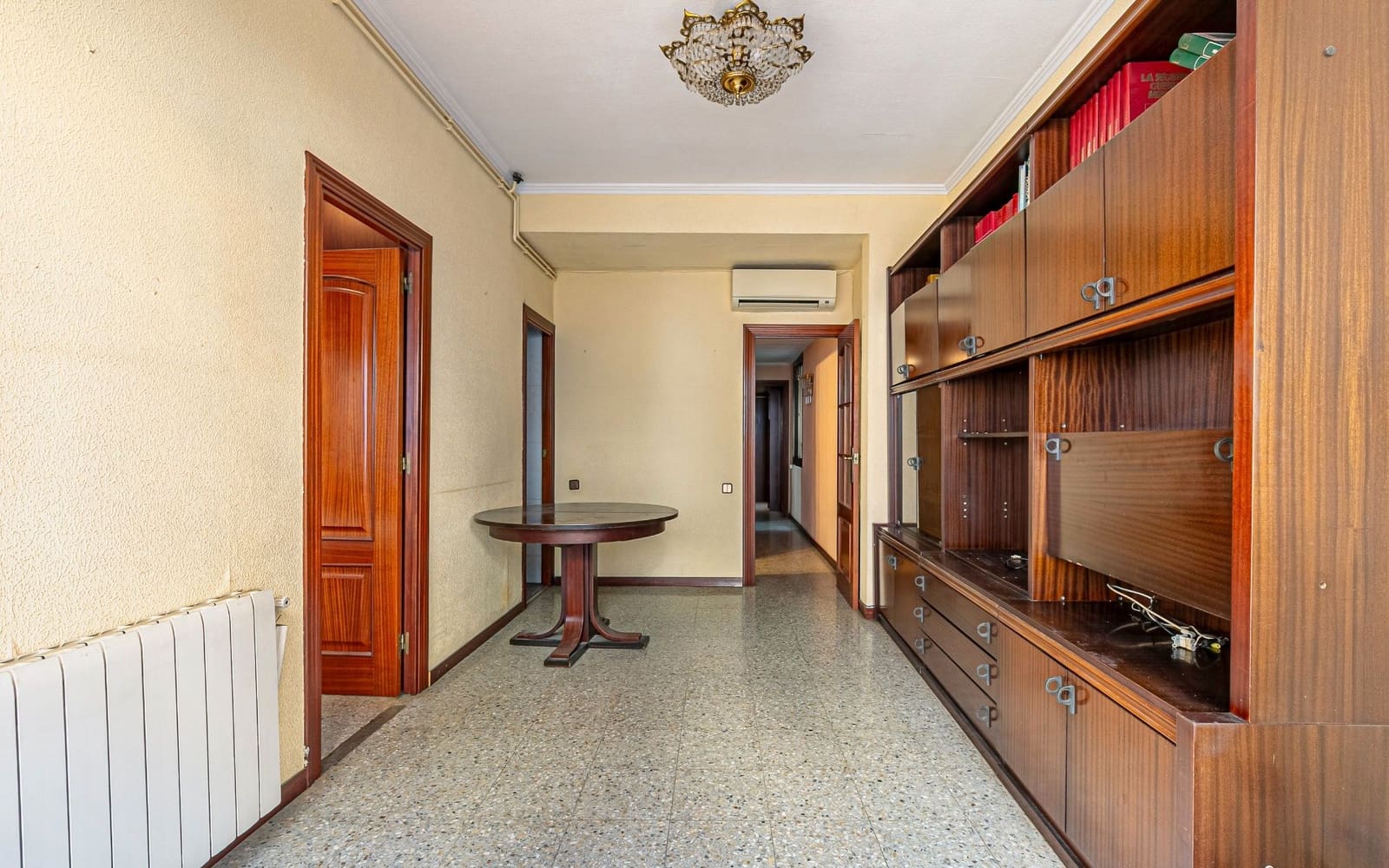 4 soverom Leilighet til salgs i Barcelona by med garasje - € 349 000 (Ref: 9164211)