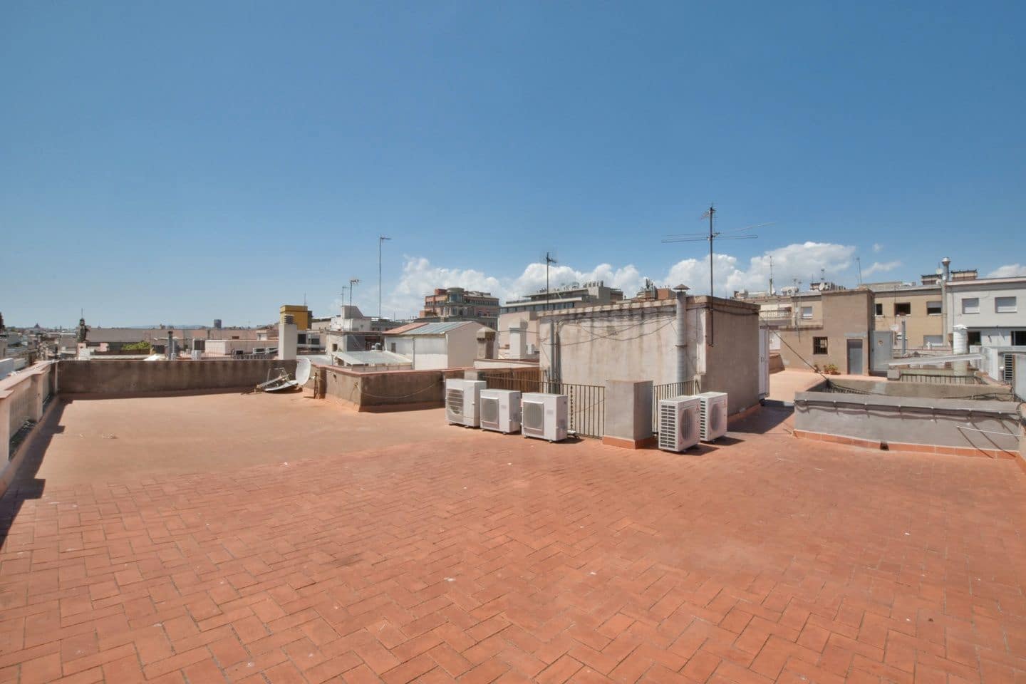 2 sovrum Lägenhet till salu i Barcelona stad - 435 000 € (Ref: 9180068)