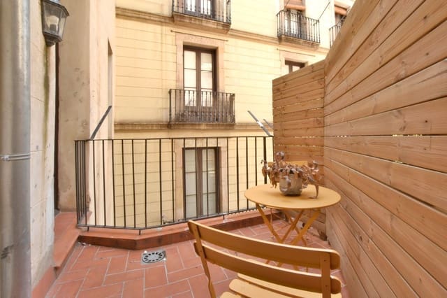 2 bedroom Flat for sale in El Barri Gòtic, Barcelona city - € 435,000 (Ref: 9180068)