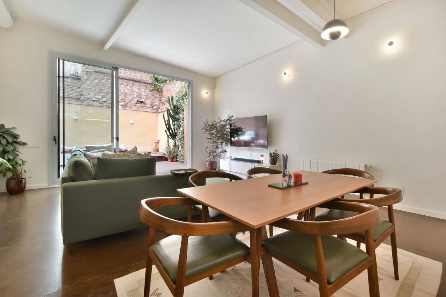 2 soveværelse Lejlighed til salg i Barcelona by med swimmingpool - € 1.500.000 (Ref: 9181293)